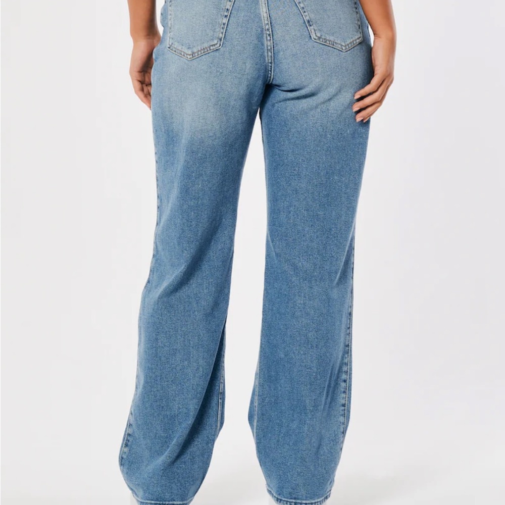 Hollister curvy ultra high dad Jean - Picture 3 of 9